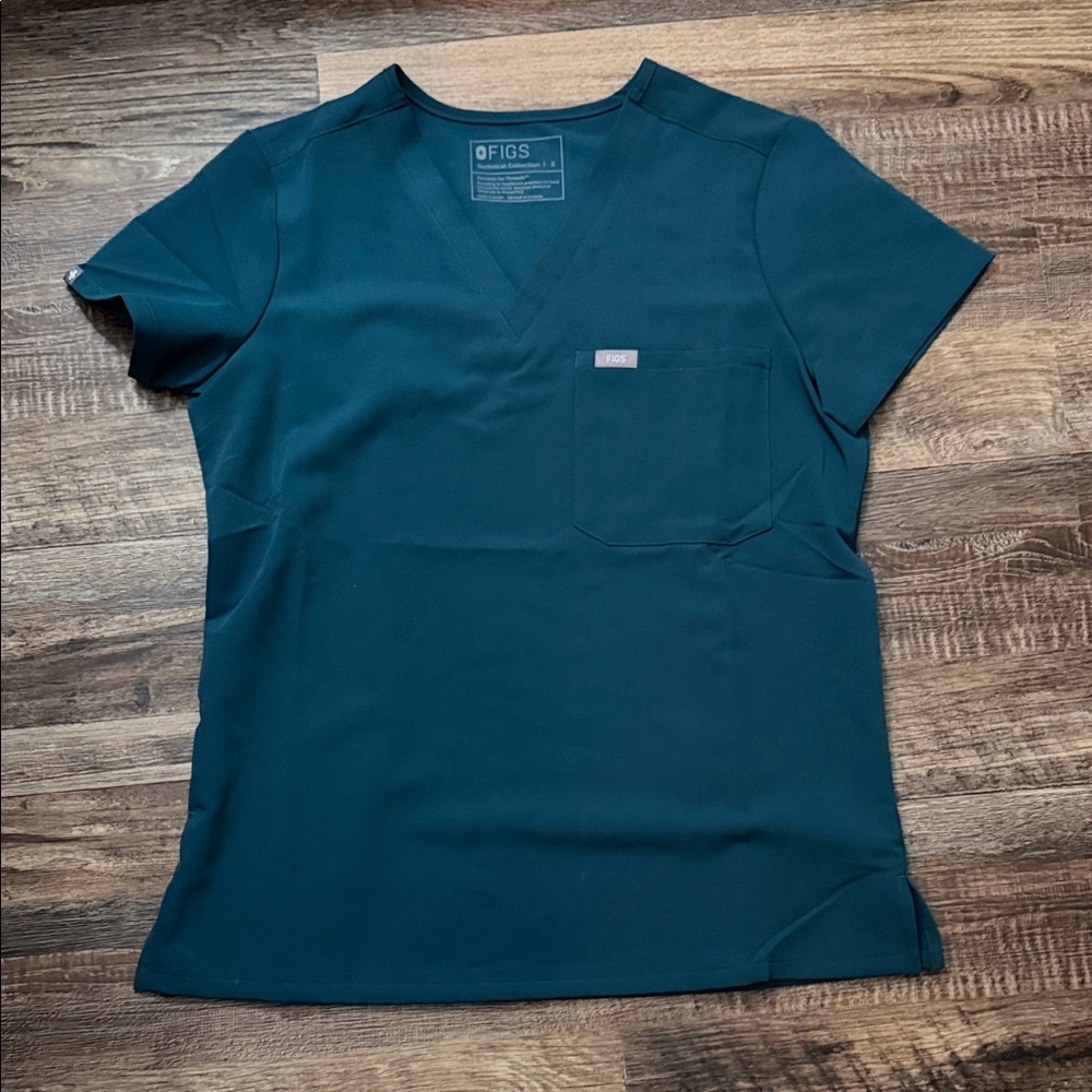 Figs Women's Deep Teal V-Neck Short Sleeve Scrub Top